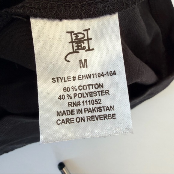 Ed Hardy Black Crop Top with Pink and Red Graphic t-shirt NWT - Picture 12 of 16